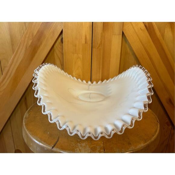 FENTON ART GLASS SILVER CREST 12" DIAMETER LOW FOOTED BANANA BOWL (8725) - Picture 1 of 12
